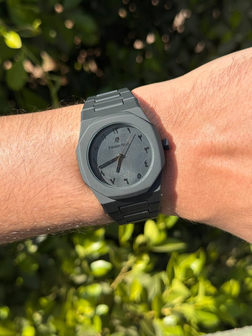 Audemars Piguet - carbon Arabic Number