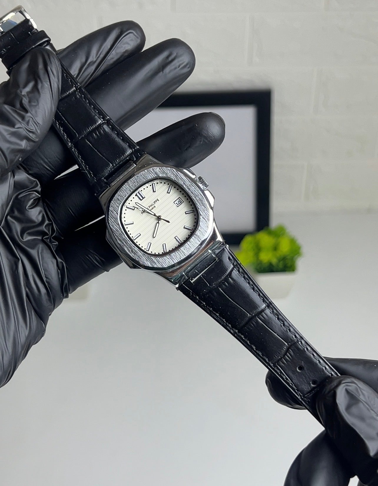 Patek Philippe semi automatic - mina white