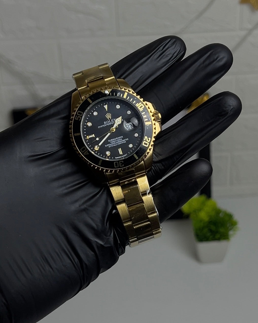 ROLEX SUBMARINER - semi automatic- Gold