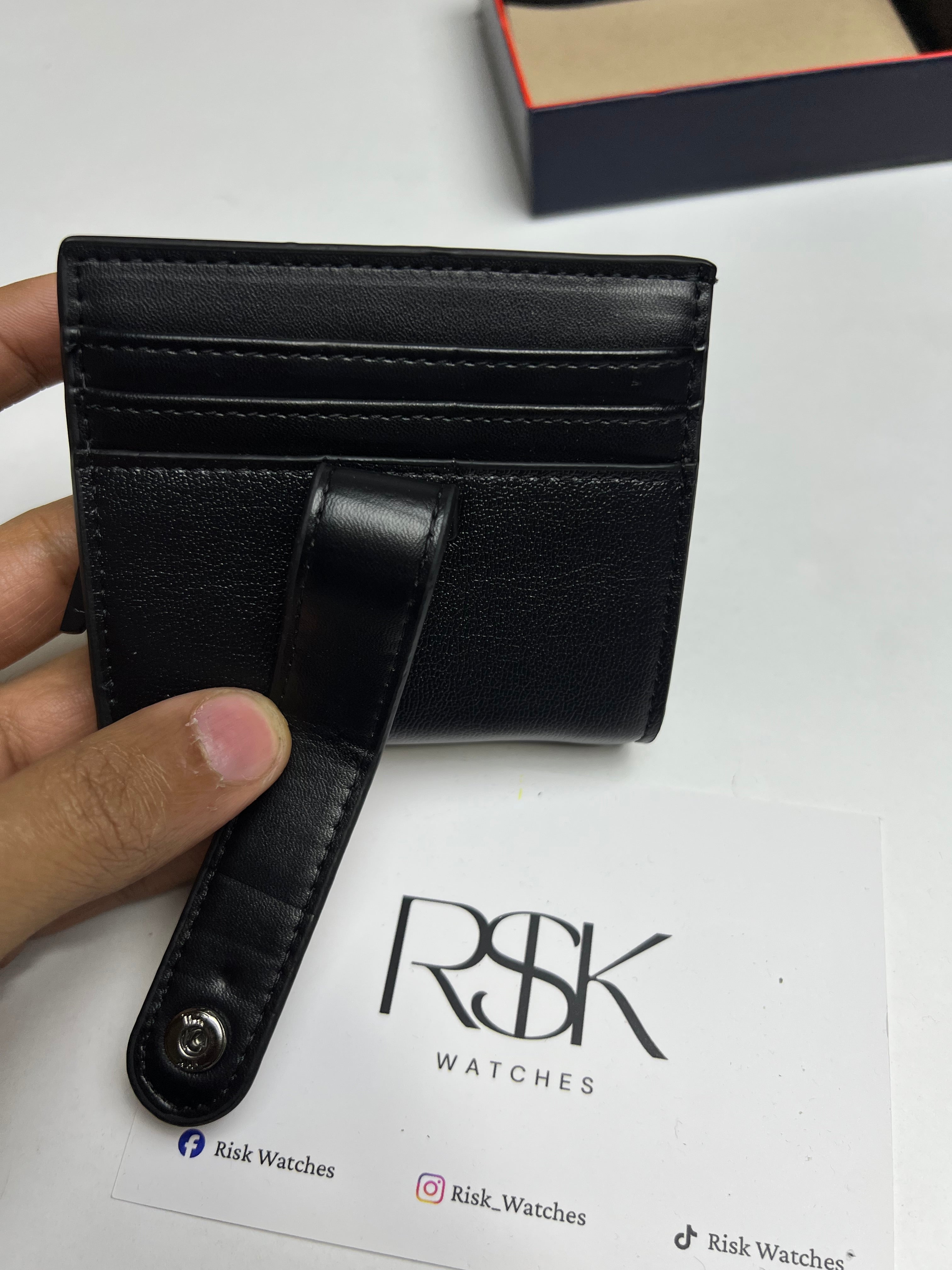 Tommy Hilfiger wallet