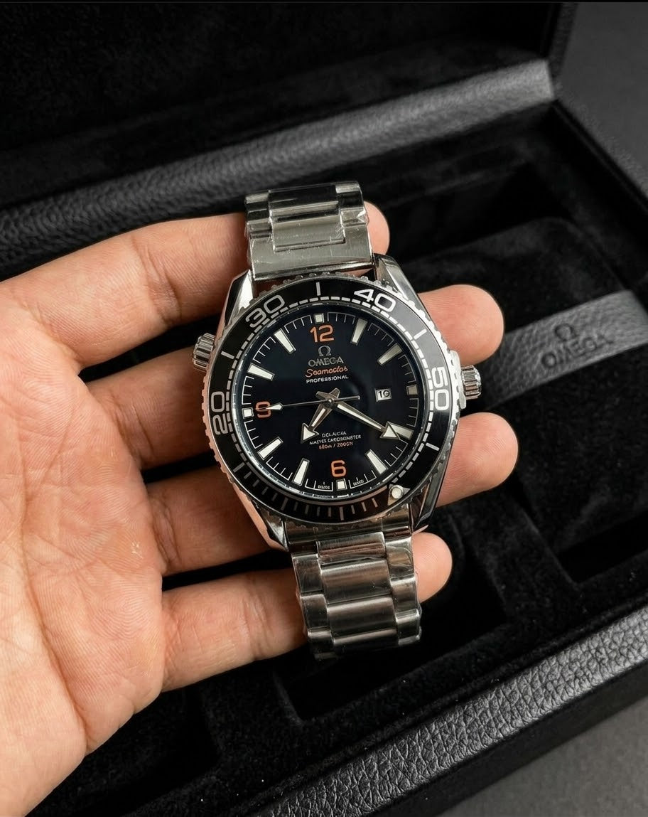 Omega Seamaster - semi automatic
