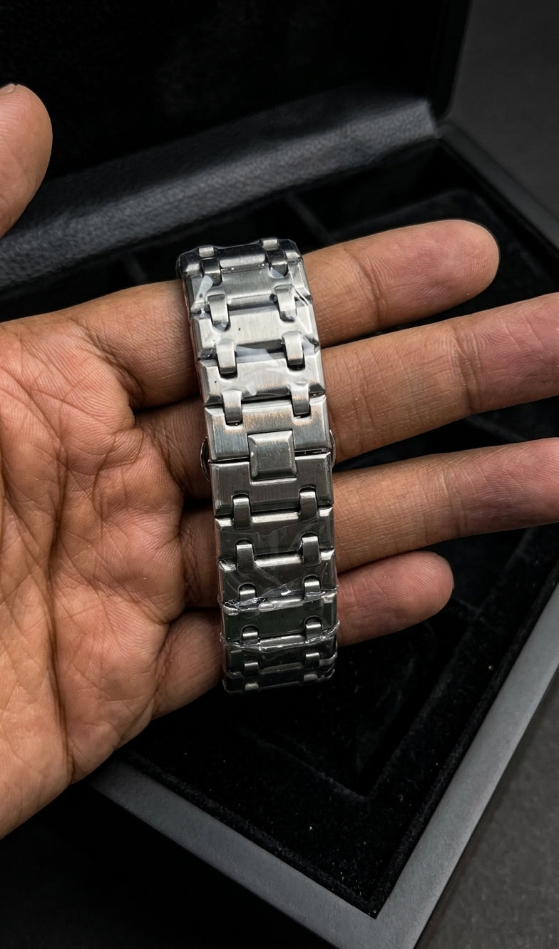 Audemars Piguet Royal Oak -semi automatic - Black