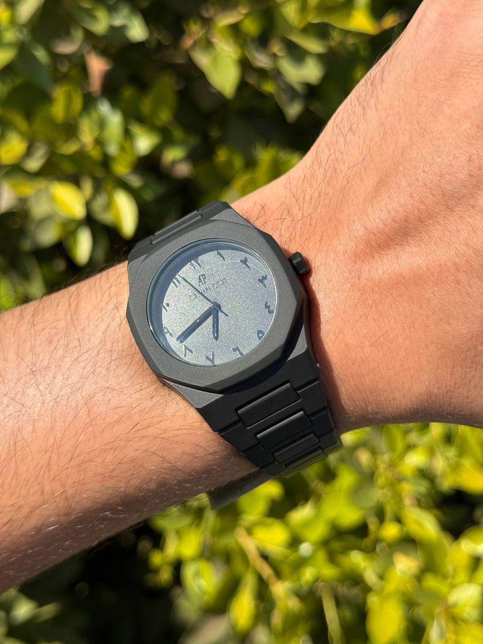 Audemars Piguet - carbon Arabic Number