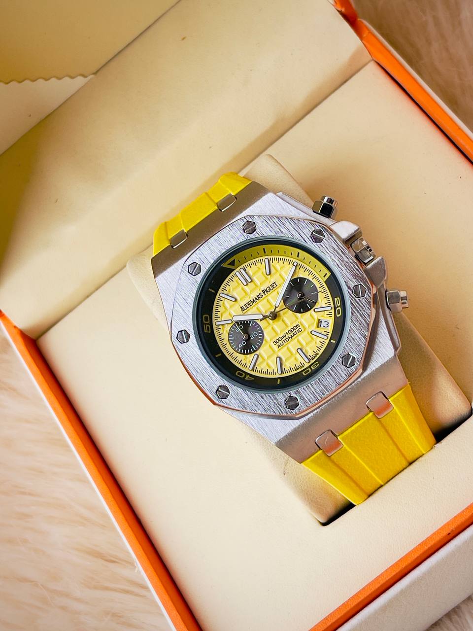 Audemars Piguet Royal Oak Offshore Diver - Yellow