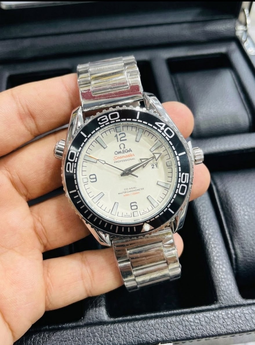 Omega Seamaster - semi automatic