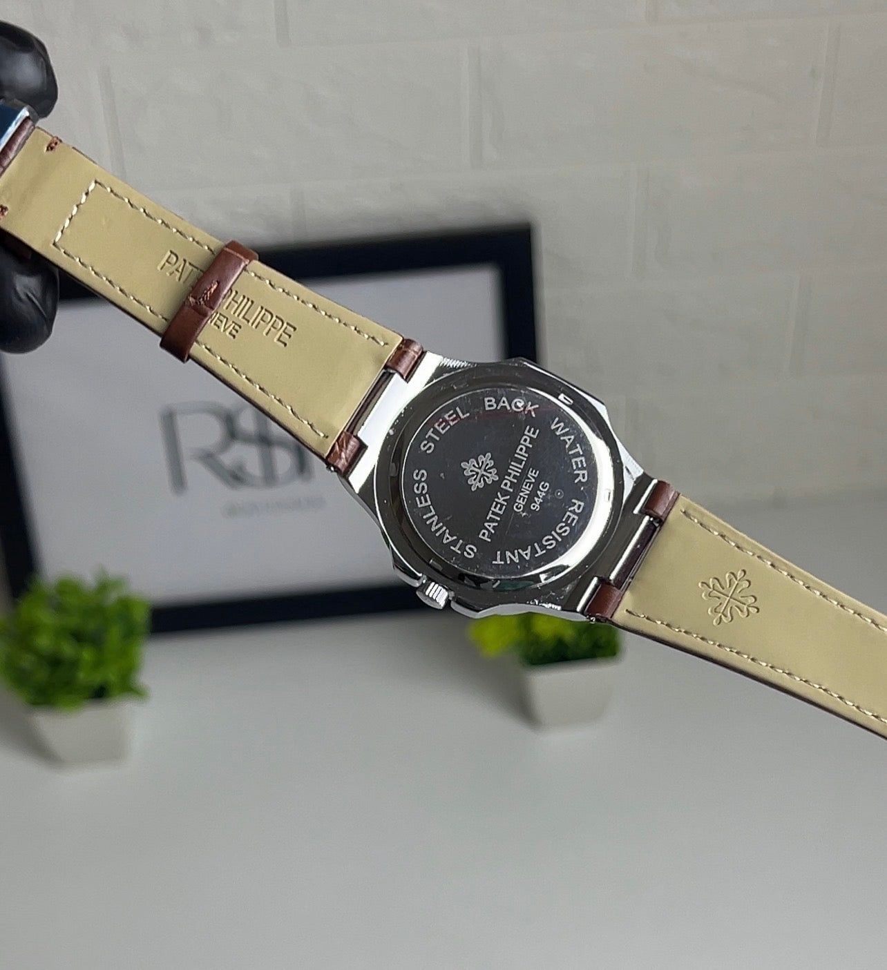 Patek Philippe semi automatic - mina white - strap brown