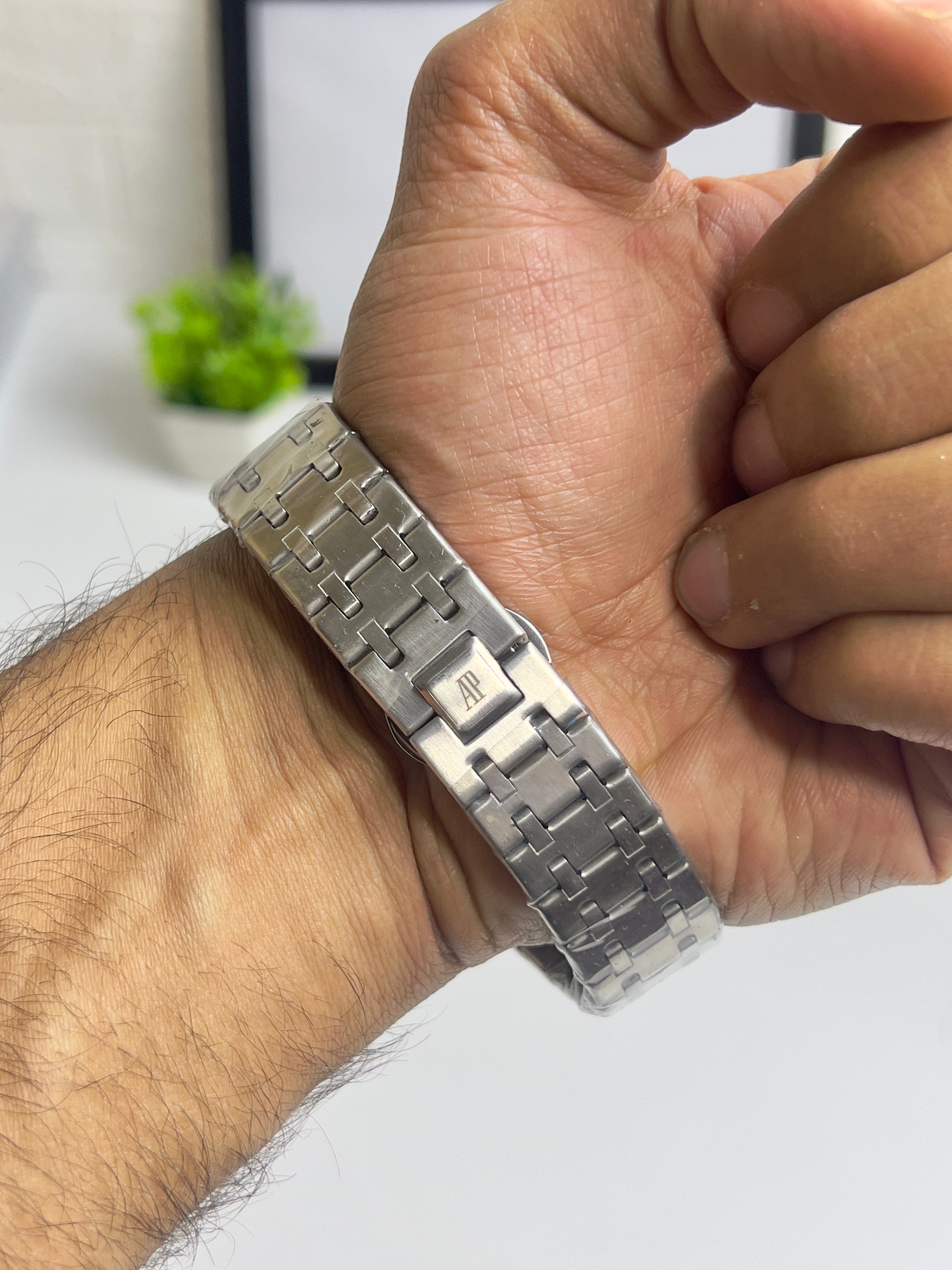 AUDEMARS PIGUT semi automatic – white