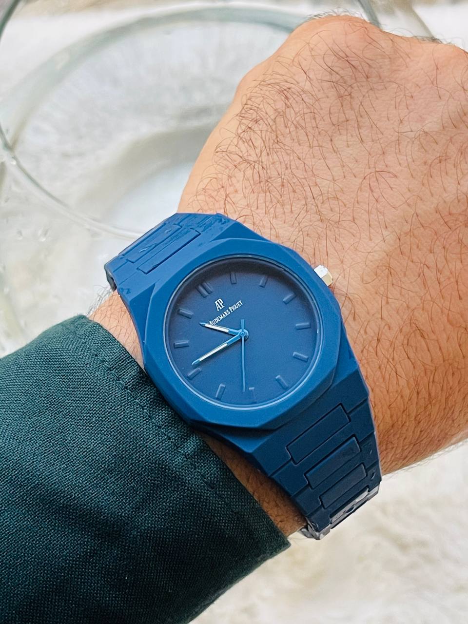 Audemars Piguet - carbon Blue