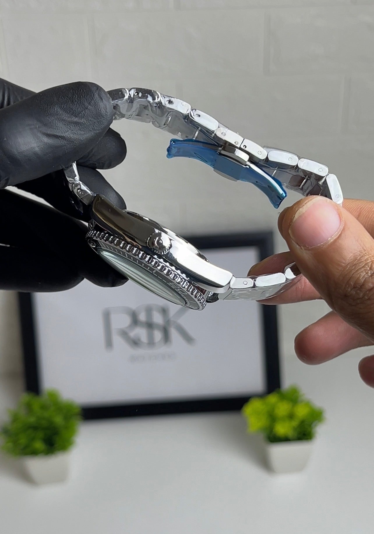 Omega Seamaster - white