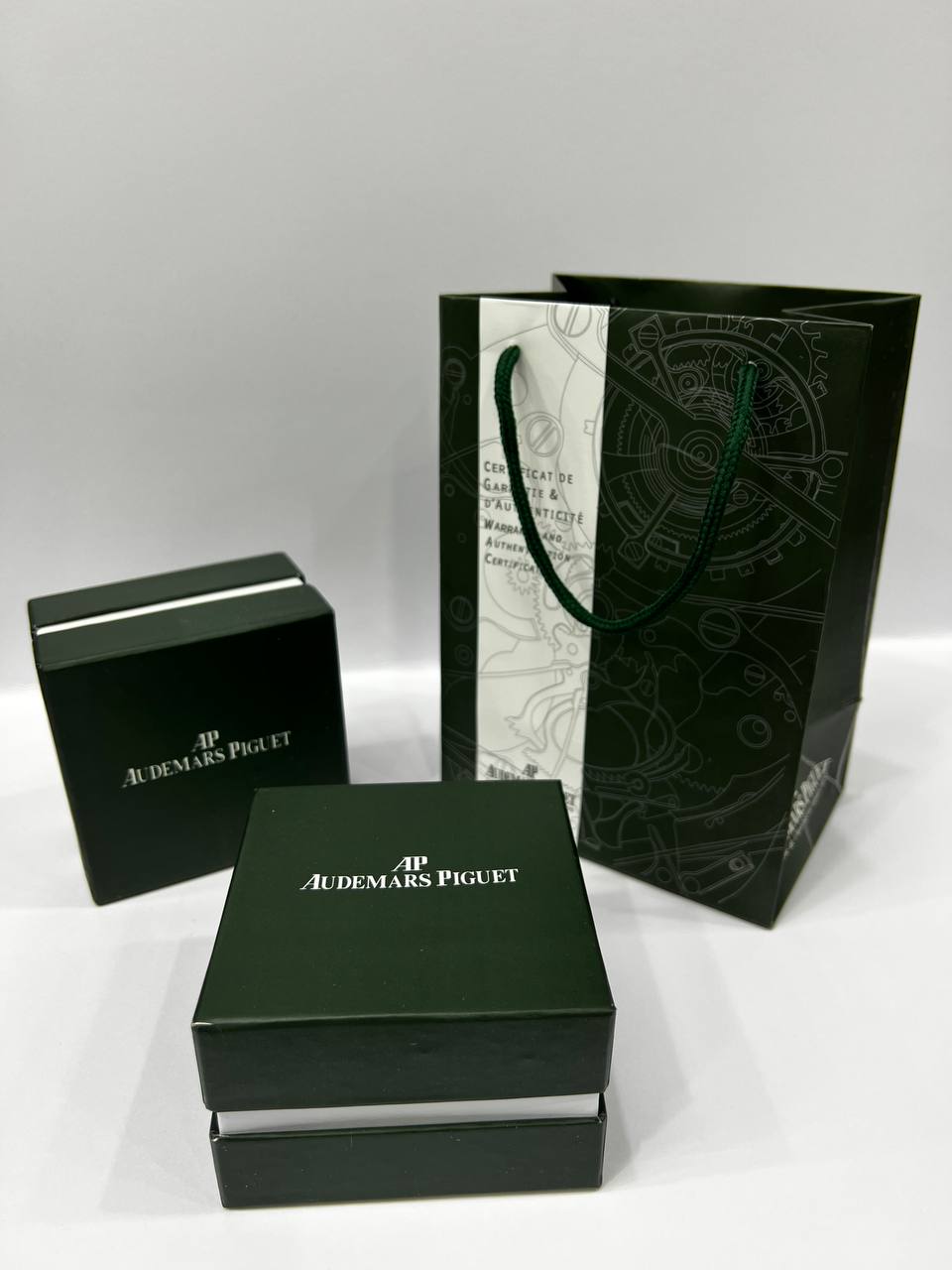 Audemars Piguet Royal Oak - Blue